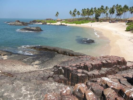 Whenever I think of summer, I think of the beach. Out of the ones we’ve visited recently, the beaches on St Mary’s Island outside of Udupi, India were by far the most beautiful. 